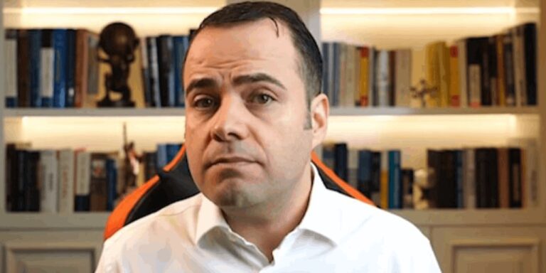 ozgur-demirtas-kopya-cekerken-yakalandi-UJxmkvsz.jpg