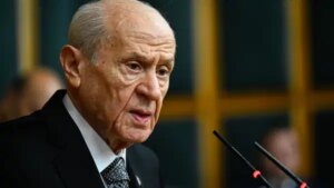 devlet bahceliden alevi acilimi kursuye dem partiye cok sert tepki kurucu onderin 27 subat aciklamasi bize gore esastir CtDsmrz9.jpg